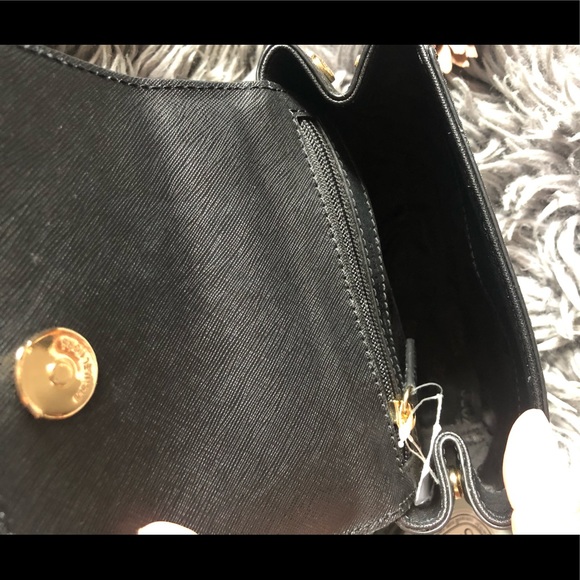 Michael Kors mini karla handbag - Picture 3 of 3